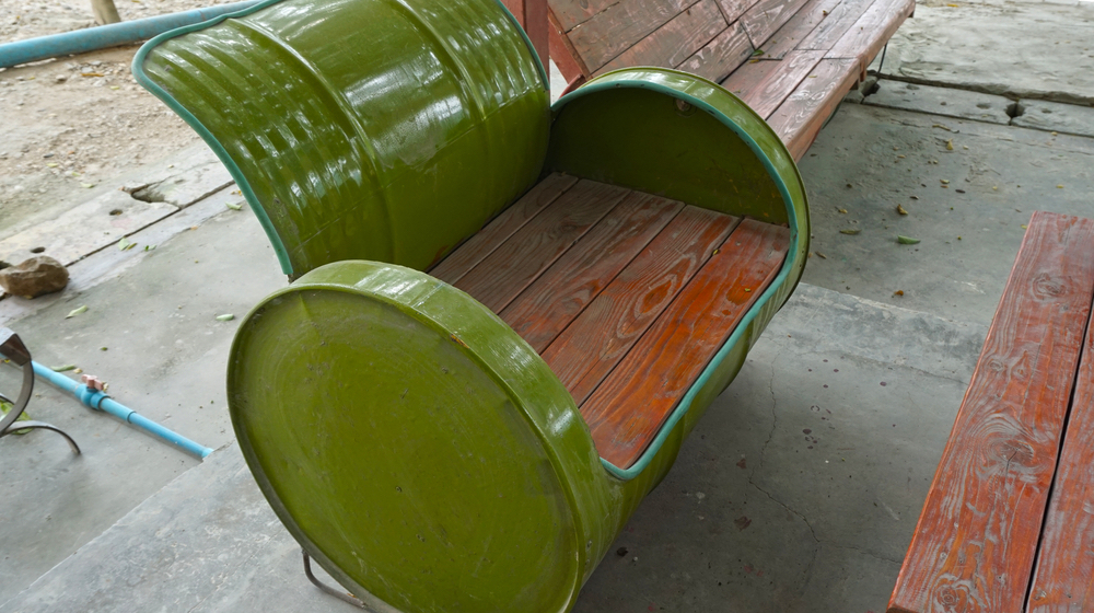 upcycling-projects-drum-turned-seat-feature-ss